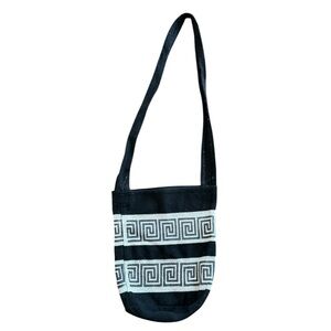 Woven Material Crossbody Open-Top Bucket Bag Black and White Pattern